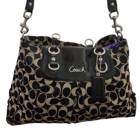 Coach 2012 Black and Tan Signature With Hangtag Shoulder Bag Preloved - Picture 15 of 15